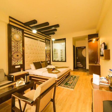 Hill House Manali -A Home In Mountains Exteriör bild